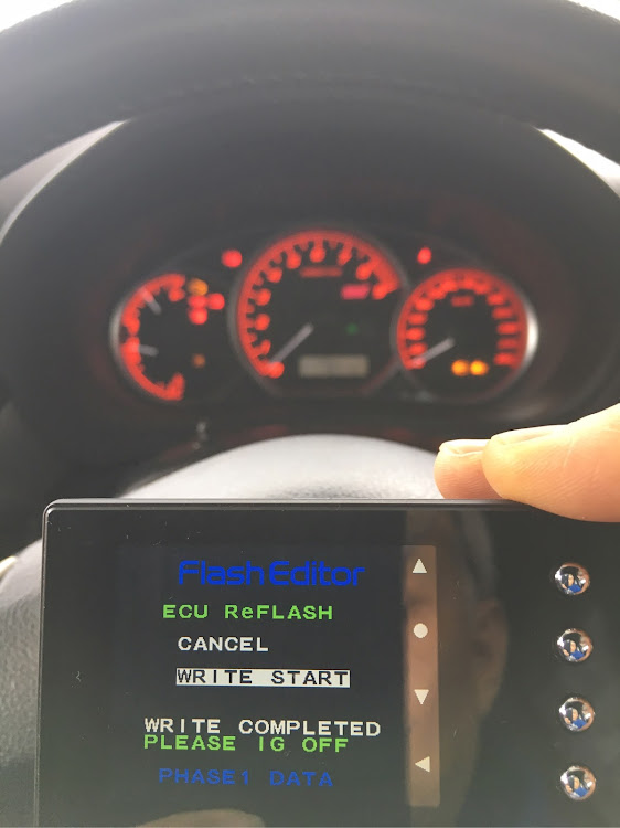 インプレッサ WRX STIのかーさんが投稿したカスタム事例の投稿画像1枚目