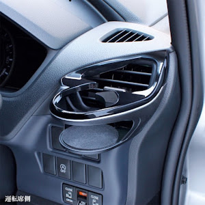 ヴォクシー ZRR80W