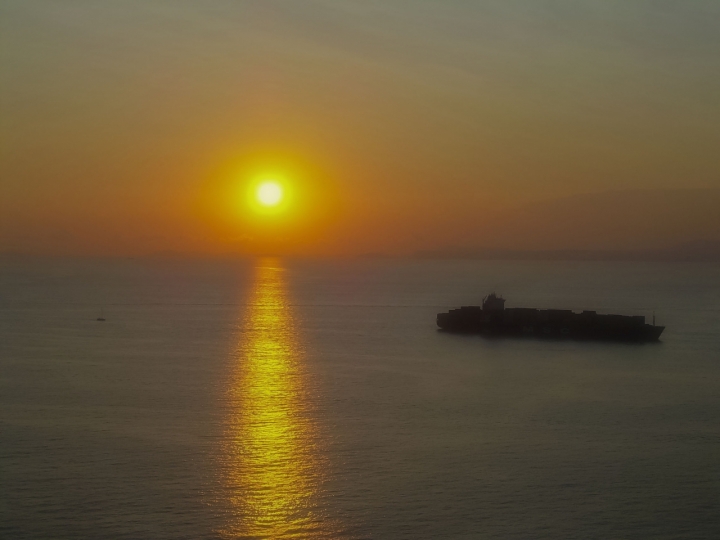 Tranquillità, pace e tramonto sul mare. di Coccobill