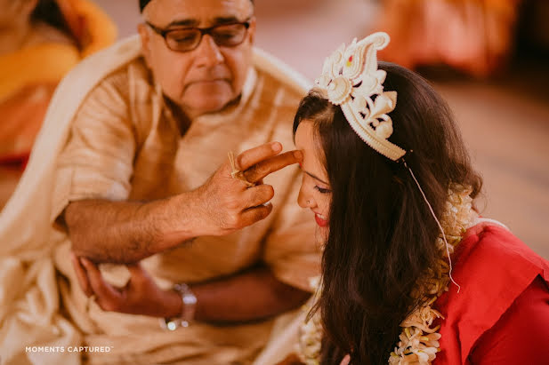 Photographe de mariage Saikat Sain (momentscaptured). Photo du 17 mars 2021