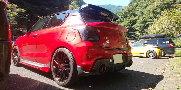 スイフトスポーツのcacaさんが投稿したカスタム事例の投稿画像2枚目