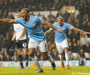 Scorende Kompany viert tweede titel met Manchester City