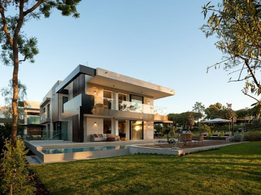 Maison avec piscine et terrasse 3