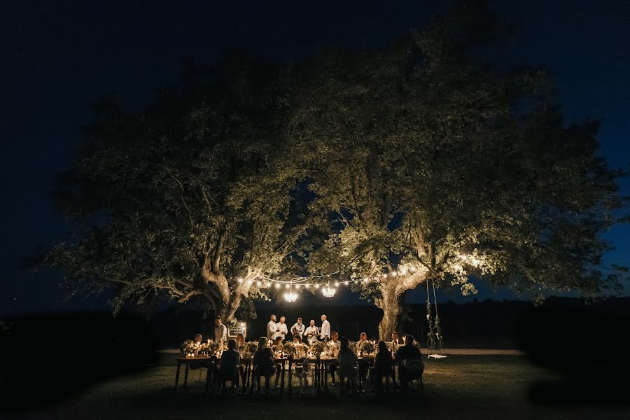 Fotografo di matrimoni Josipa Uzelac (josipaweddings). Foto del 15 novembre 2022