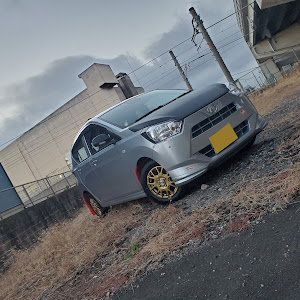 ミライース LA350S