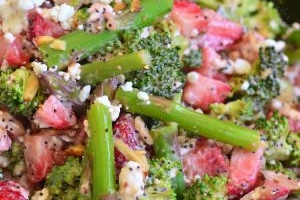 Strawberry Asparagus Broccoli Salad