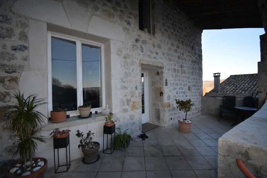 Vente maison 9 pièces 231 m² à Vogue (07200), 252 000 €