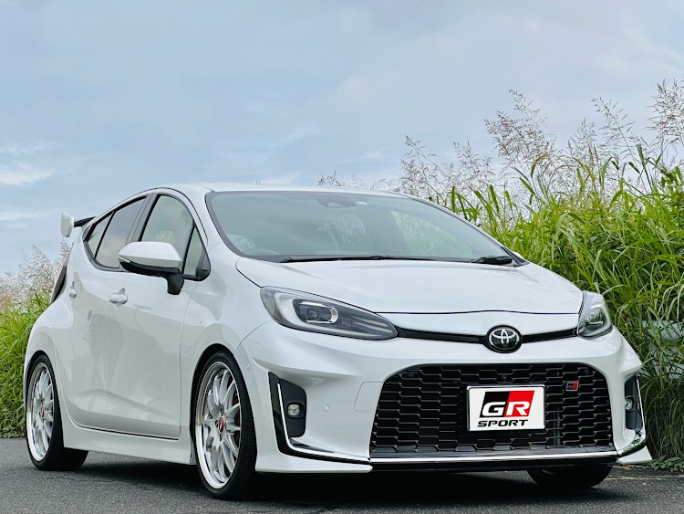 アクアのトラクター・田んぼドライブ・とり弁鶏・WeCar・シートベルトバックルカバーに関するカスタム事例の投稿画像1枚目