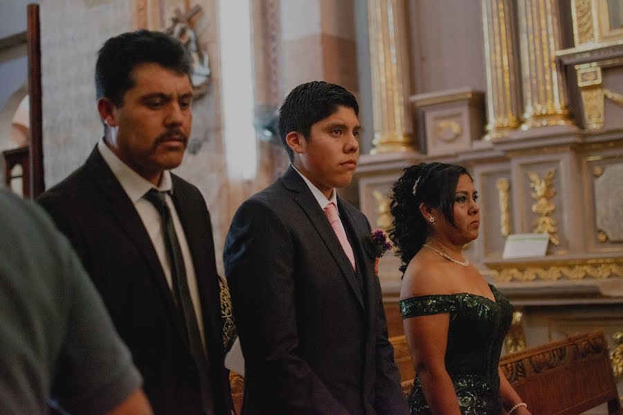 Fotógrafo de casamento Mario Alberto Flores Gutierrez (albertoflores). Foto de 5 de janeiro 2019