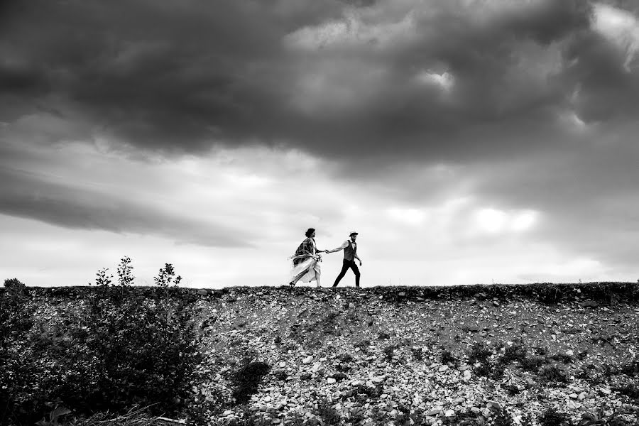 Fotografer pernikahan Yuliya Bazhenova (juliamiss). Foto tanggal 20 Mei 2017