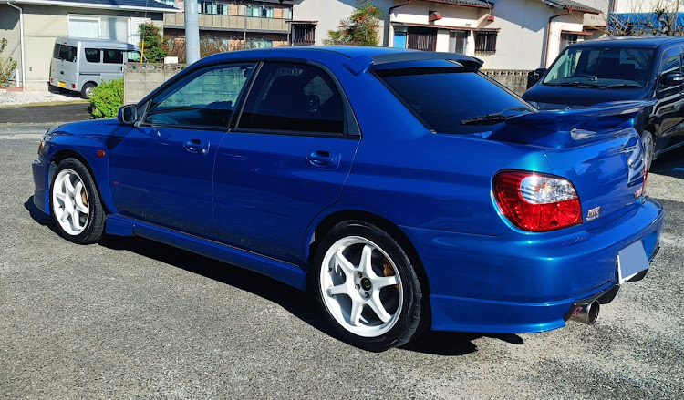 インプレッサ WRX STIの白ホイ・白ホイールはいいぞ・ダンロップディレッツァDZ102・ホイール交換・メーカー不明ホイールに関するカスタム事例の投稿画像2枚目