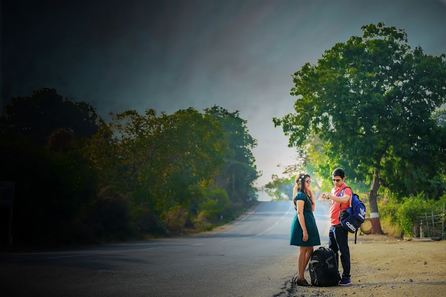 Wedding photographer Jaydeep Khatri (jaydeepkhatri). Photo of 10 December 2020