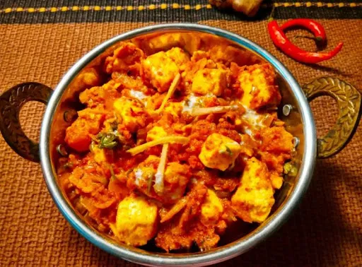 Nawabi Handi Paneer