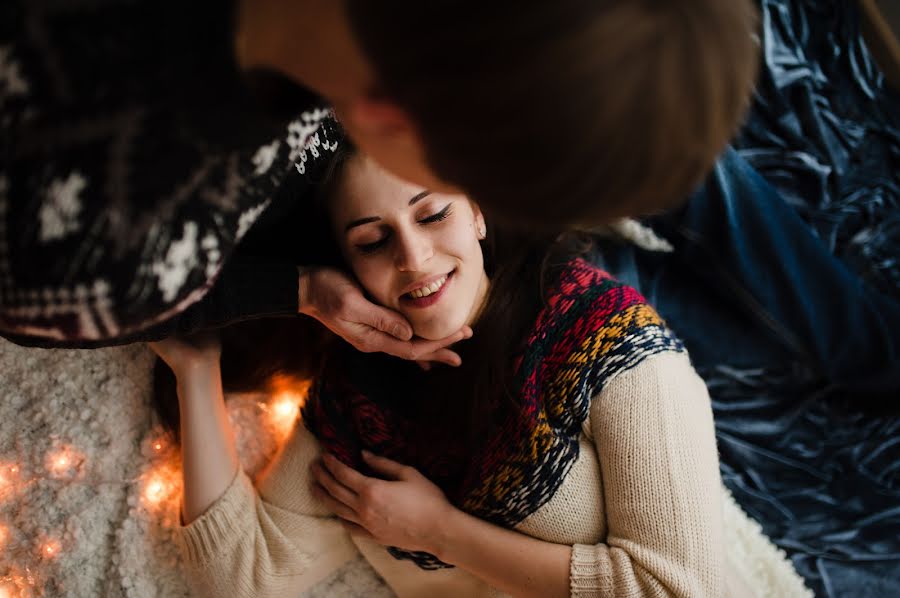 Fotógrafo de casamento Veronika Zozulya (veronichzz). Foto de 24 de dezembro 2016