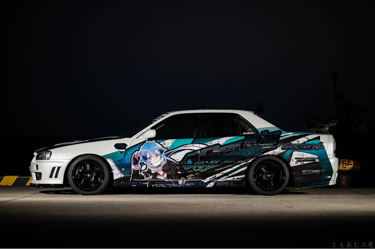 スカイラインのR34スカイライン・SectorOne・痛車・痛車施工に関するカスタム事例の投稿画像3枚目