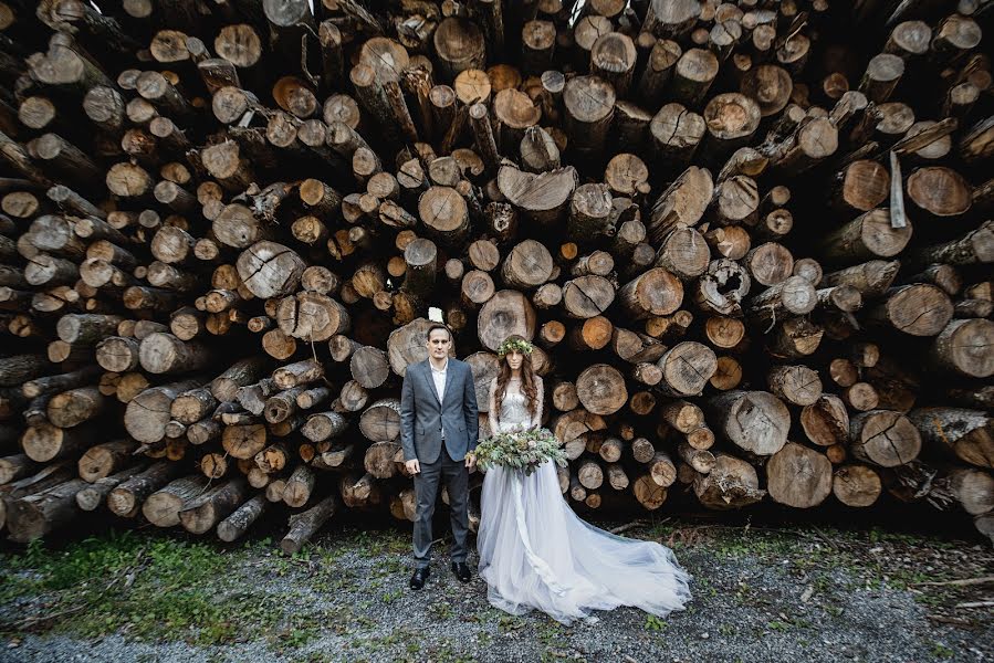 Photographe de mariage Mischa Zinchenko (mikaelnikonov). Photo du 6 février 2022