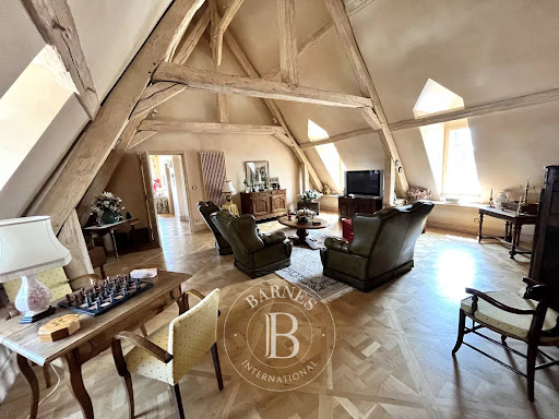 Private mansion 4