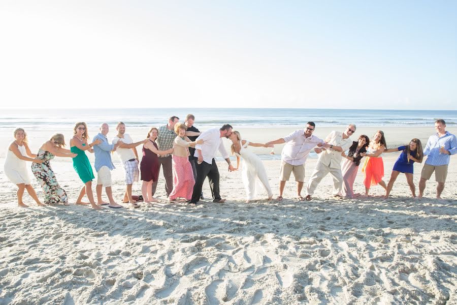 Fotografo di matrimoni Dennis Aliaksandrou (photoartllc). Foto del 16 maggio 2017