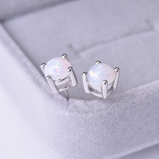 Title 3, Womens Fashion Opal Eight Claw Inlaid Ear Stud...