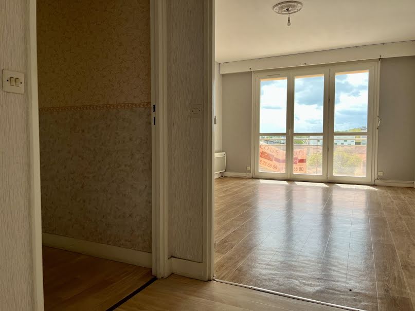 Location  appartement 3 pièces 68 m² à Limoges (87000), 630 €