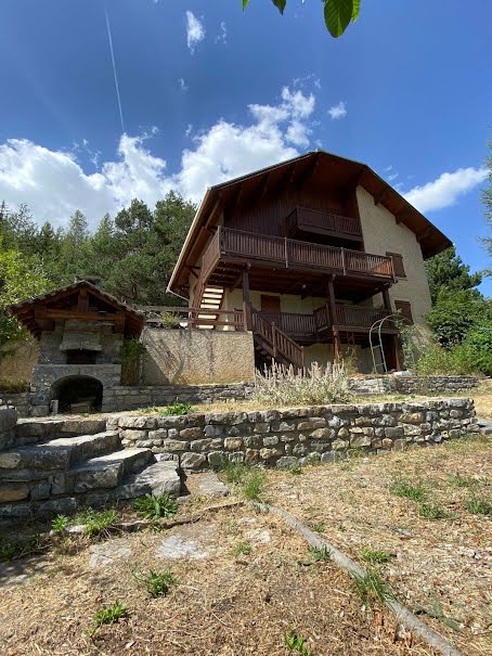 Vente maison 7 pièces 160 m² à Faucon-de-Barcelonnette (04400), 475 000 €