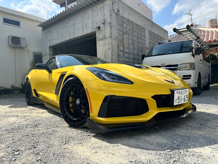 コルベット クーペのまだまだ寒い・ローアングルショット・ローアングル・ランドクルーザー250に関するカスタム事例の投稿画像1枚目