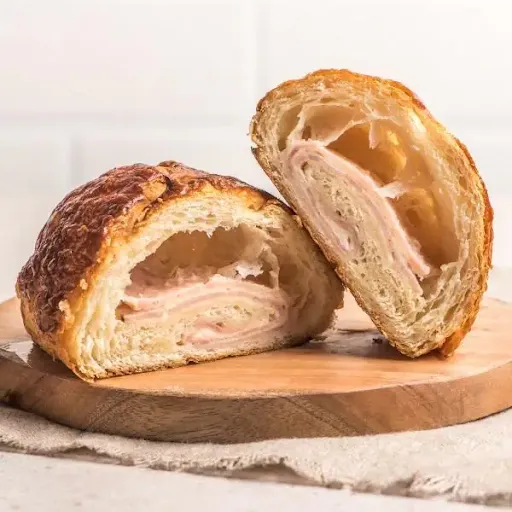 Smoked Chicken Ham & Cheese Croissant