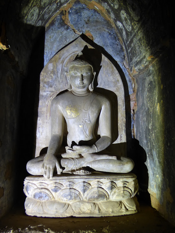 bagan - PAHTOTHAMYA TEMPLE 