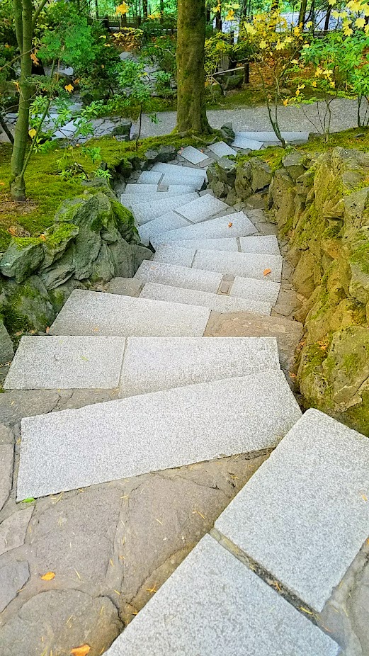 Fall at the Portland Japanese Garden, visiting for Autumn Portland Japanese Garden fall foliage photos on October 2017