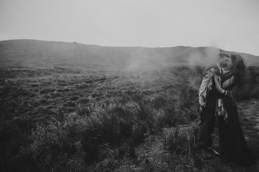 Fotógrafo de casamento Bhavna Barratt (bhavnabarratt). Foto de 13 de junho 2017