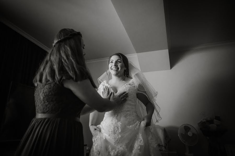 Fotógrafo de casamento Elena Hristova (elenahristova). Foto de 17 de maio 2019