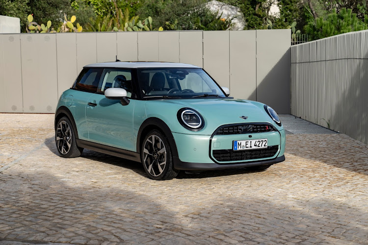 The Mini Cooper S in Classic trim. Three other specifications are also on offer.