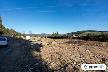 terrain à Celles-sur-Durolle (63)