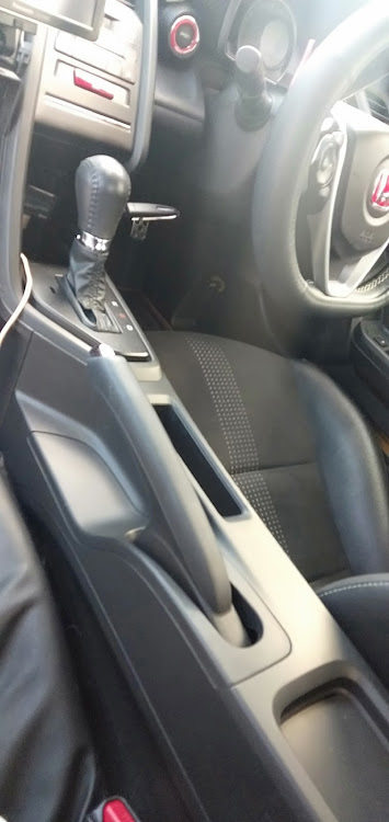 S660のくるますきなひととつながりたい・愛車をきれいに・車内の清掃・いいねとコメント感謝しております🙇に関するカスタム事例の投稿画像5枚目