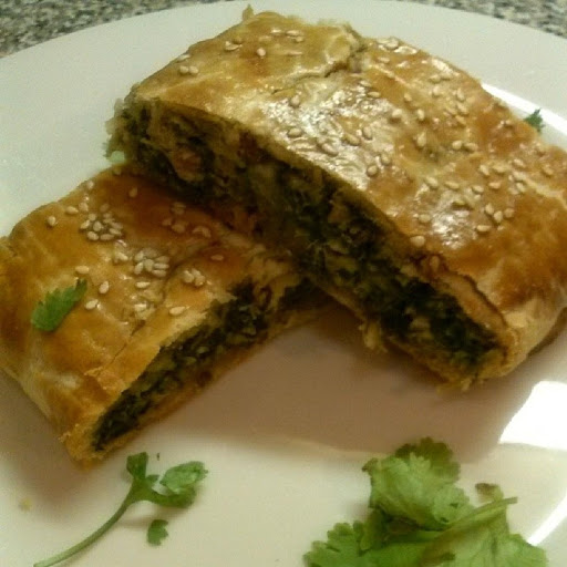 From Instagram: Spinach..Pancetta..mozzarella..pie http://instagram.com/p/gWj6RErSvF/