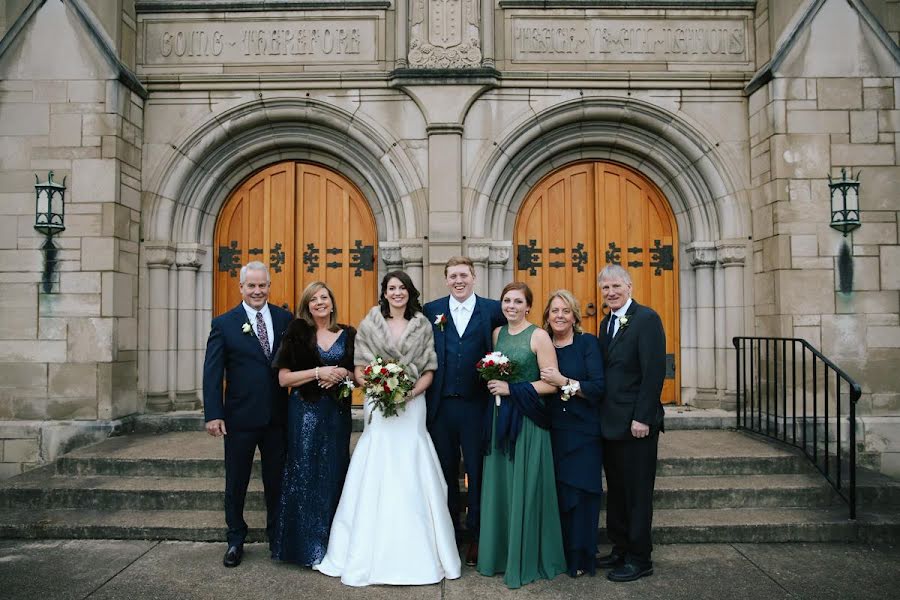 Fotógrafo de casamento Leah Moyers (leahmoyers). Foto de 8 de setembro 2019