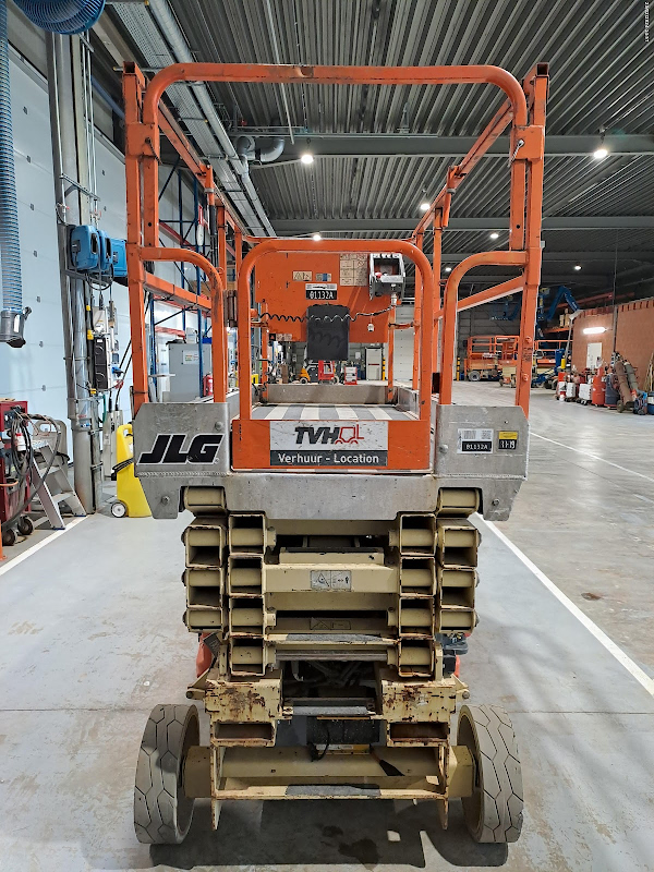 Picture of a JLG 2646ES