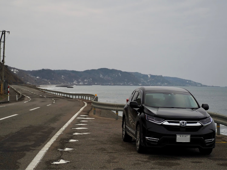 CR-Vの自然の中のCR-V・海と愛車・シーサイドライン・海はいいね・洗車したい！に関するカスタム事例の投稿画像2枚目