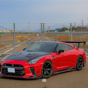 NISSAN GT-R R35