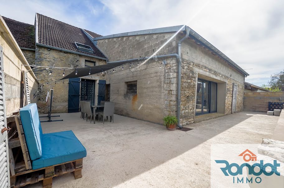 Vente maison 6 pièces 200 m² à Fontenelle (21610), 280 000 €