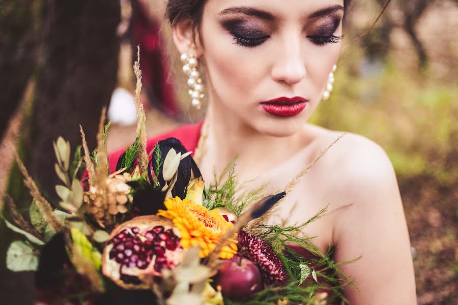 Wedding photographer Lubov Lisitsa (lubovlisitsa). Photo of 22 November 2014