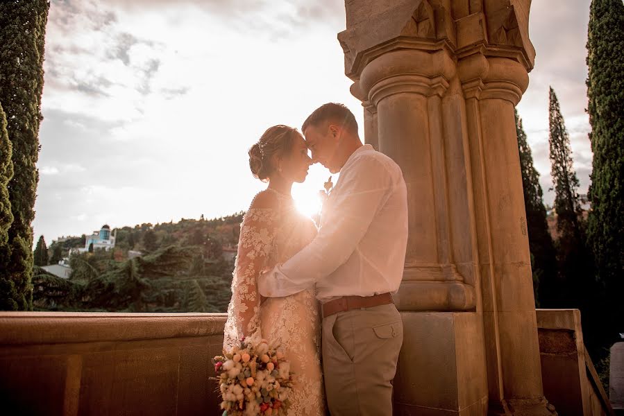 Fotografo di matrimoni Inna Ryabichenko (riabinna). Foto del 10 febbraio 2020