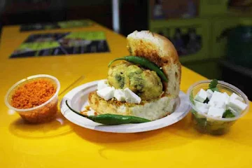 Vada Pav Junction photo 