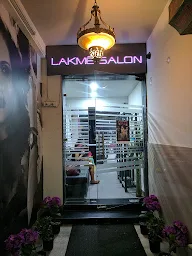 Lakme Salon photo 3