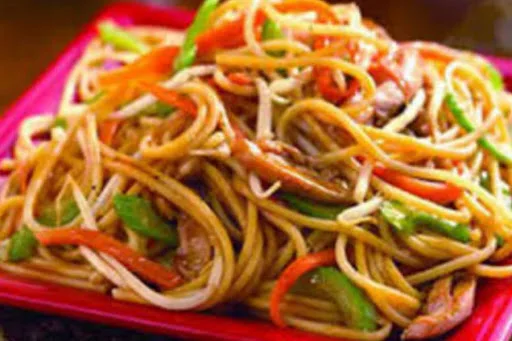 Veg Hakka Noodle Bowl