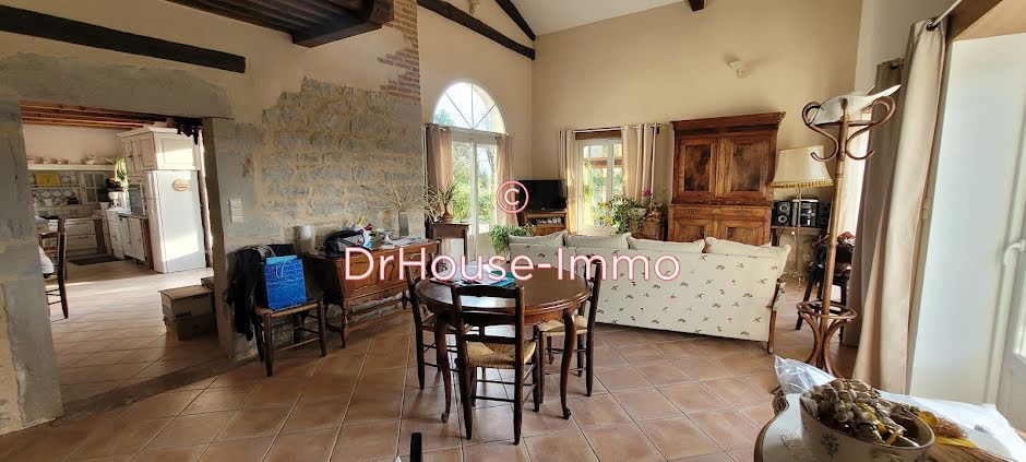 Vente maison 8 pièces 280 m² à Villemotier (01270), 309 000 €