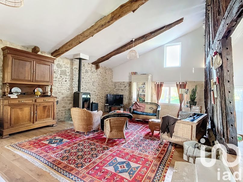 Vente maison 4 pièces 154 m² à Saint-Seurin-sur-l'Isle (33660), 300 000 €