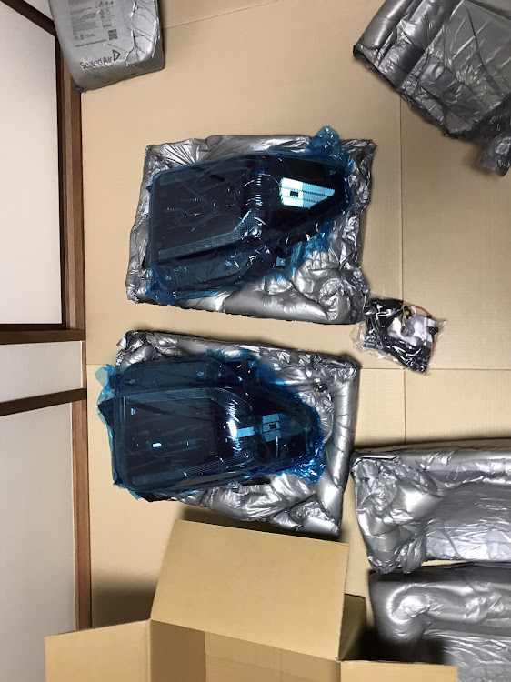 タンドラのヘッドライト交換・タンドラ・morimoto XBに関するカスタム事例の投稿画像2枚目