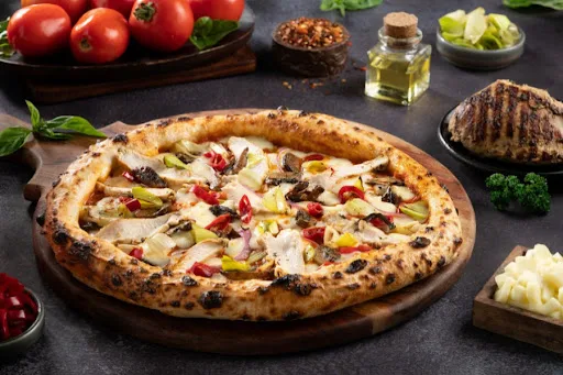 Naples - Grilled Chicken With Sauteed Leek & Mushroom Pizza