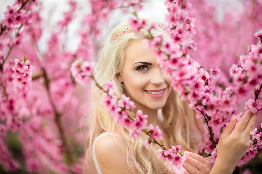 Fotógrafo de casamento Natalya Muzychuk (nmuzychuk). Foto de 13 de abril 2017